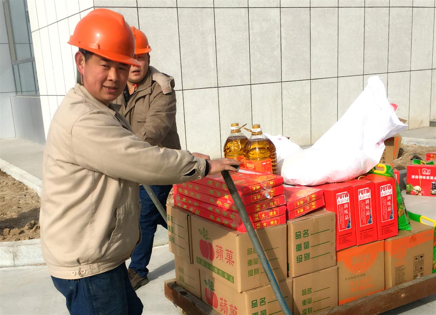 江蘇三合一送料機廠發(fā)福利 江蘇三合一送料機廠發(fā)福利