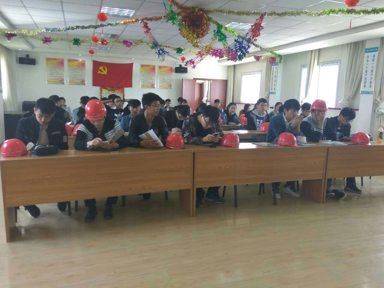 常州送料機(jī)廠,常州送料機(jī)廠家 常州送料機(jī)廠,常州送料機(jī)廠家