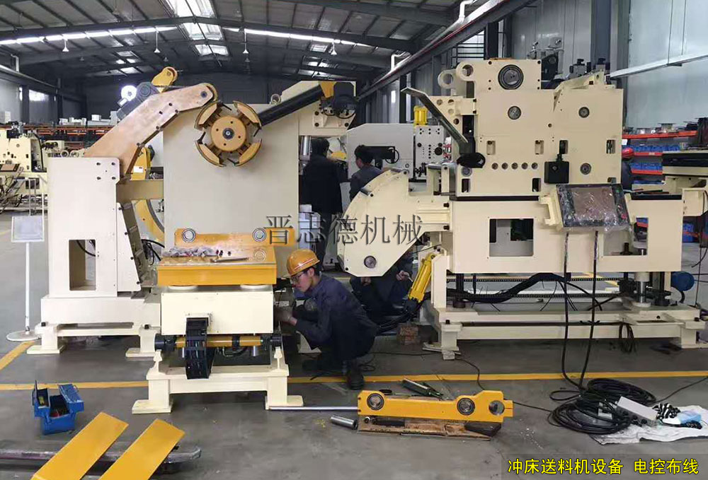 沖床送料機(jī)設(shè)備電控布線 沖床送料機(jī)設(shè)備電控布線