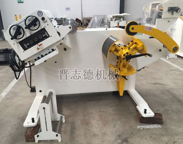 二合一料架兼整平機(jī)生產(chǎn) 二合一料架兼整平機(jī)生產(chǎn)