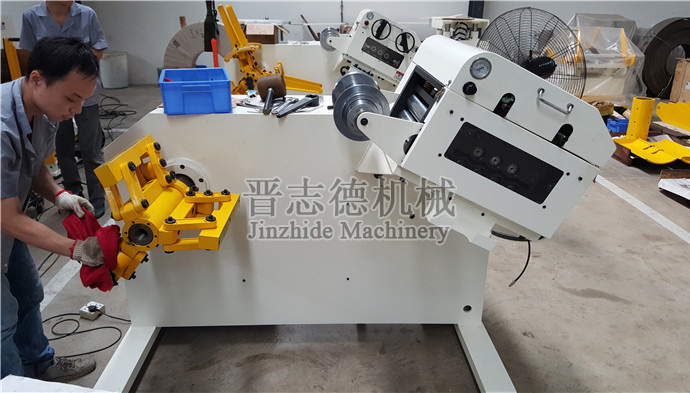 二合一整平機裝配 二合一整平機裝配