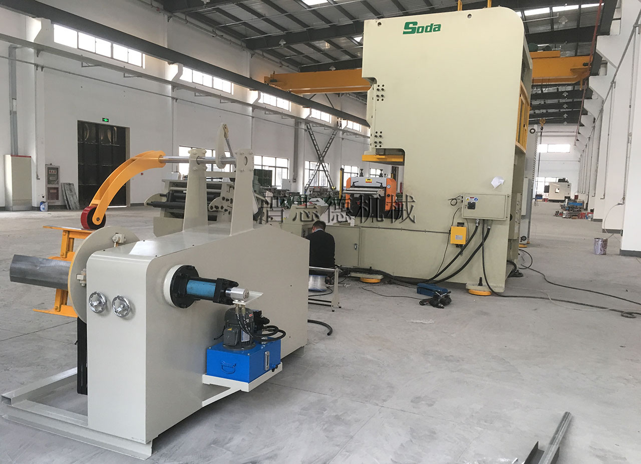 厚板NC送料機交付,厚板NC送料機交貨 厚板NC送料機交付,厚板NC送料機交貨