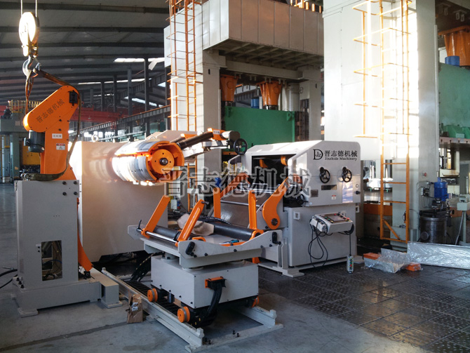 三合一送料機(jī)使用,富士康集團(tuán)使用現(xiàn)場(chǎng) 三合一送料機(jī)使用,富士康集團(tuán)使用現(xiàn)場(chǎng)