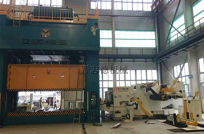 高張力三合一送料機使用 高張力三合一送料機使用