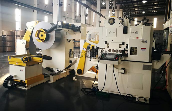 高張力三合一送料機(jī)使用 高張力三合一送料機(jī)使用