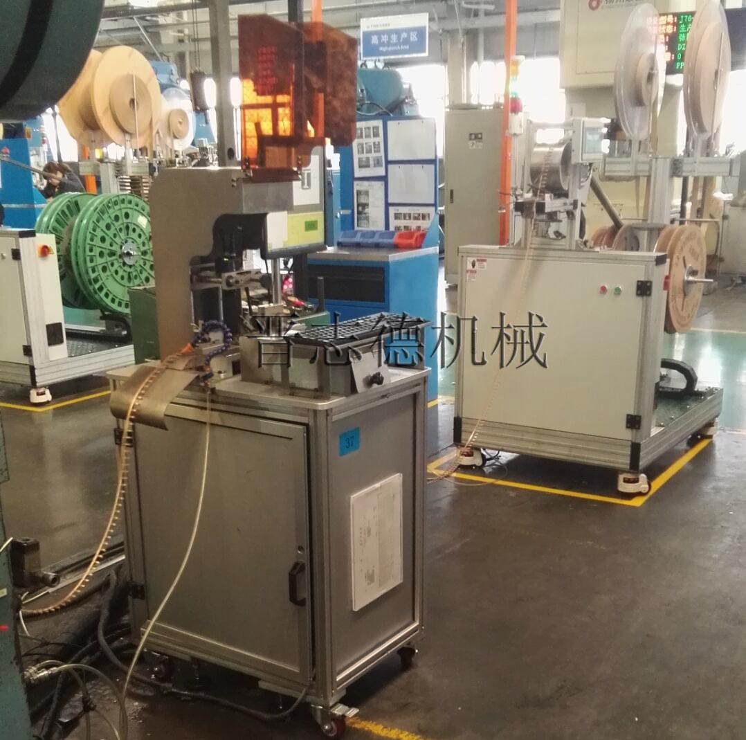 自動換盤端子收料機(jī)使用