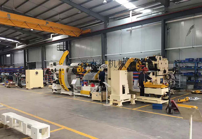 沖床送料機(jī)裝配 沖床送料機(jī)裝配