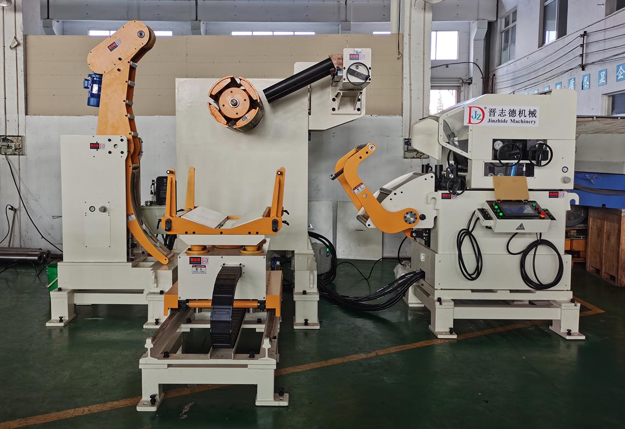 三合一送料機裝配 三合一送料機裝配