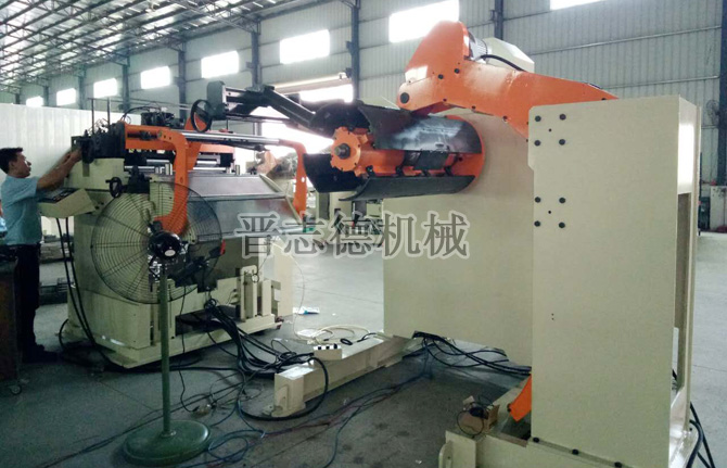 三合一送料機(jī)機(jī)械裝配 三合一送料機(jī)機(jī)械裝配