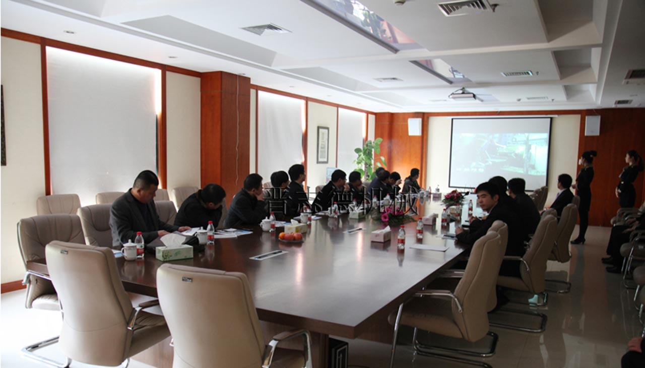 送料機(jī)客戶來訪考察 送料機(jī)客戶來訪考察