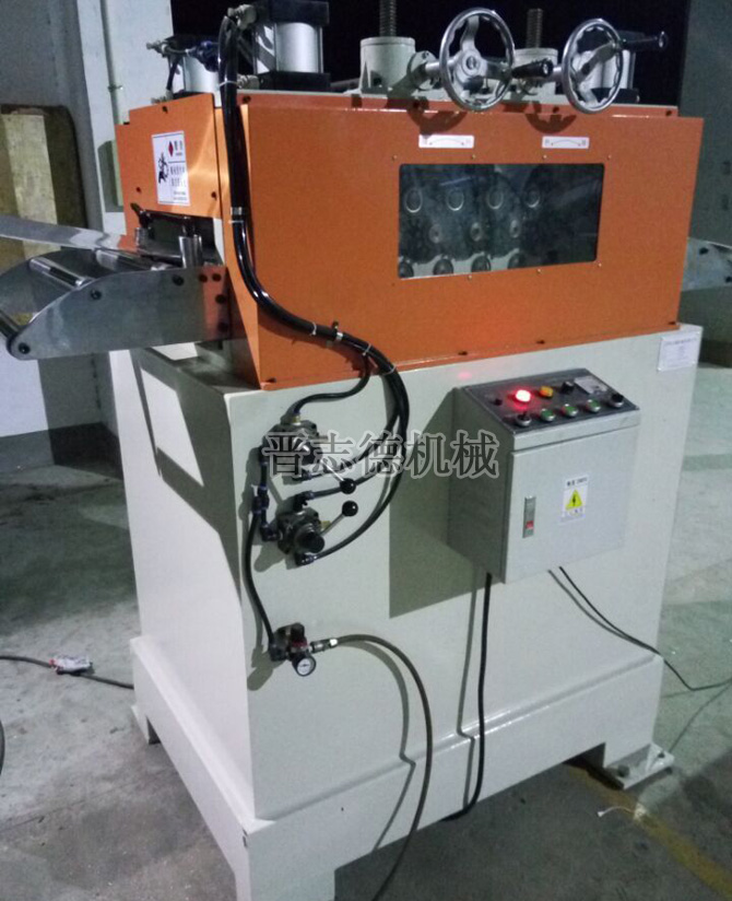 厚板鋁料整平機(jī) 厚板鋁料整平機(jī)