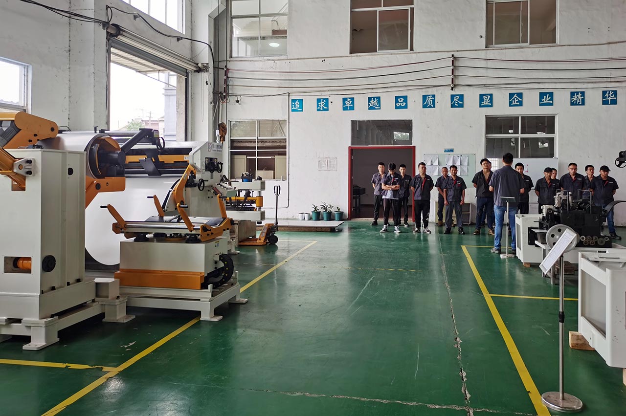 常州送料機(jī)工廠(chǎng) 常州送料機(jī)工廠(chǎng)