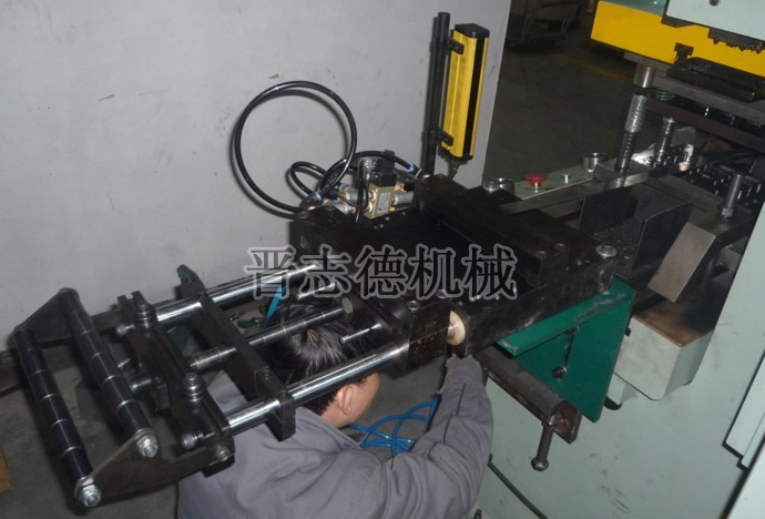 氣動送料機維護(hù)