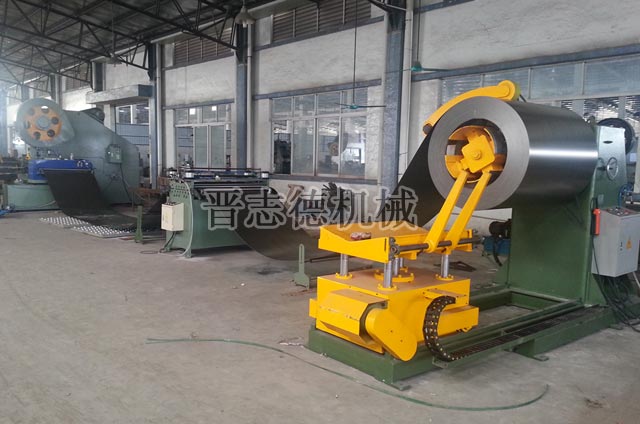 全自動(dòng)油壓重型材料架使用 全自動(dòng)油壓重型材料架使用