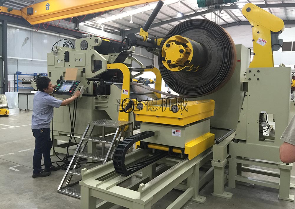 高張力三合一送料機試機 高張力三合一送料機試機