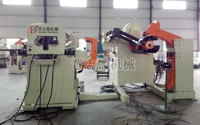 三合一送料機(jī)試機(jī) 三合一送料機(jī)試機(jī)