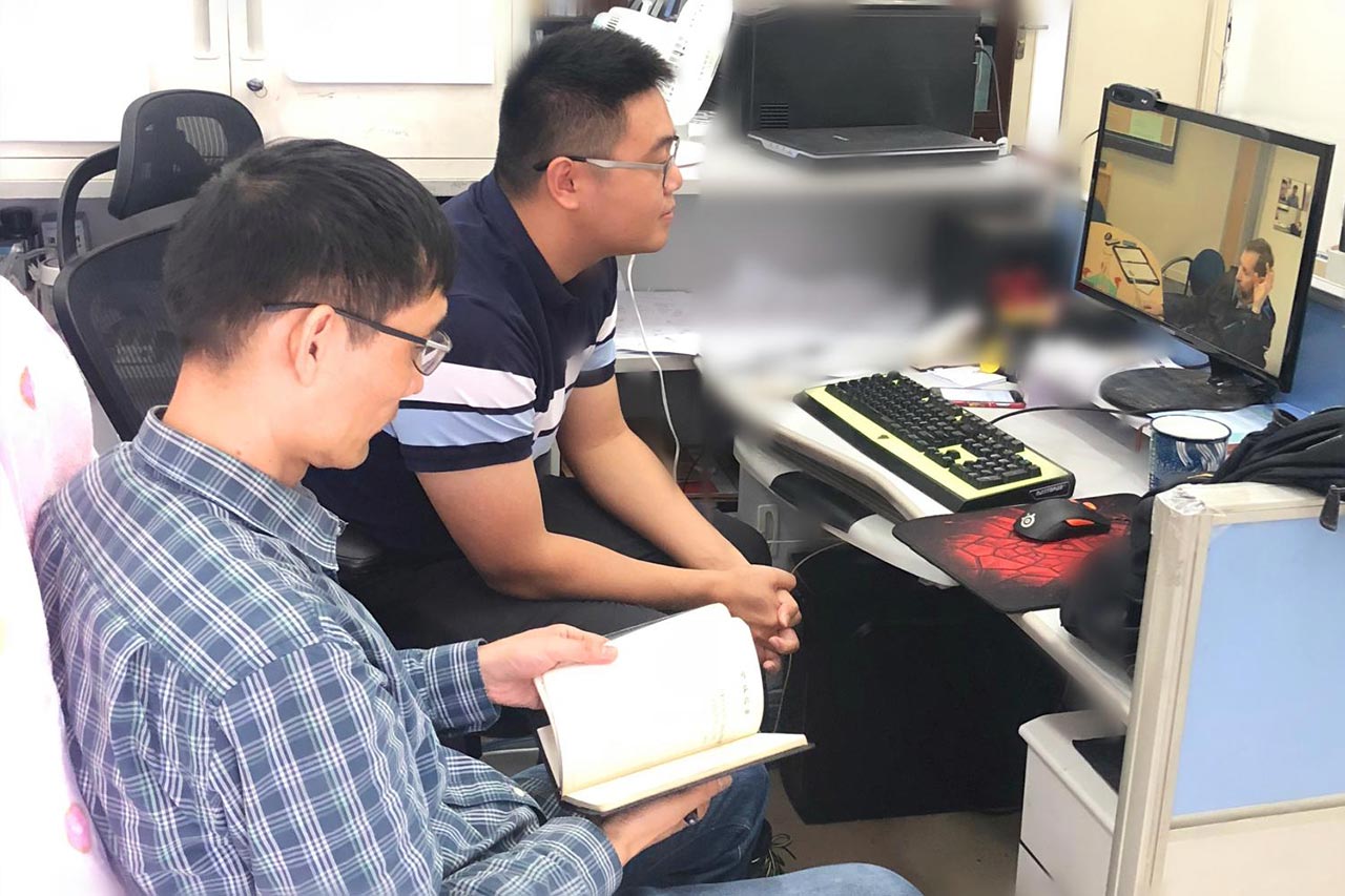 與國(guó)外客戶視頻溝通 與國(guó)外客戶視頻溝通