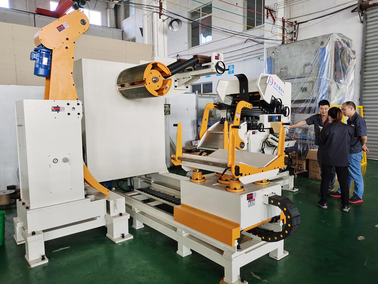 三合一送料機(jī)技術(shù)溝通 三合一送料機(jī)技術(shù)溝通