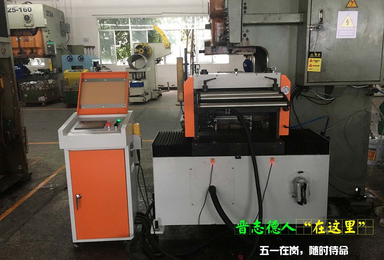 偏擺NC送料機安裝,偏擺NC送料機售后 偏擺NC送料機安裝,偏擺NC送料機售后