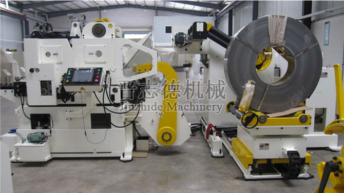 三合一送料機(jī)出廠測試 三合一送料機(jī)出廠測試