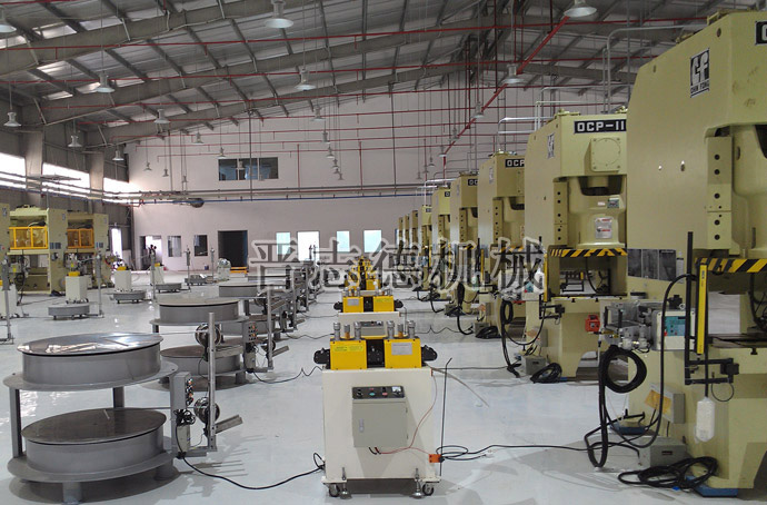 雙料帶沖床送料機生產(chǎn)線 雙料帶沖床送料機生產(chǎn)線