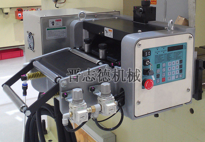 雙料帶NC送料機 雙料帶NC送料機