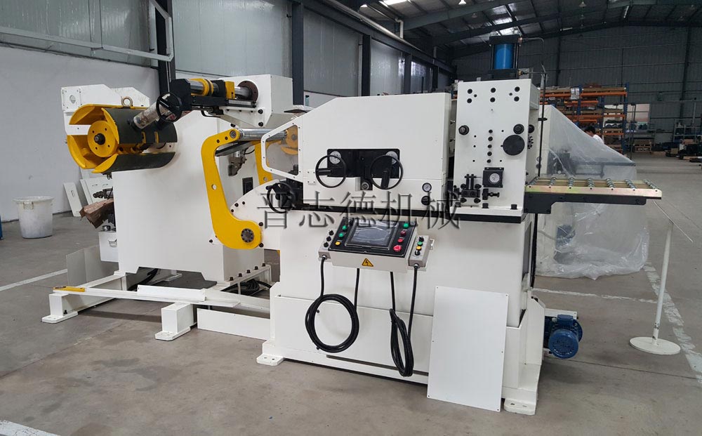 中板三合一送料機生產(chǎn) 中板三合一送料機生產(chǎn)