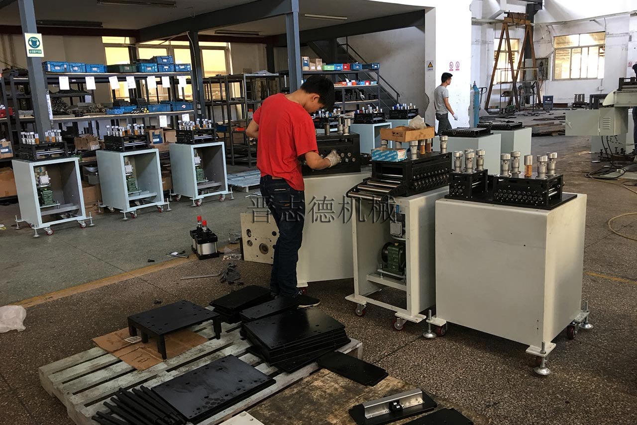 精密整平機(jī)裝配 精密整平機(jī)裝配