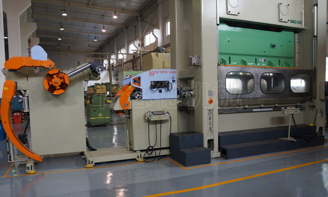 送料機(jī)位居行業(yè)品質(zhì)可靠