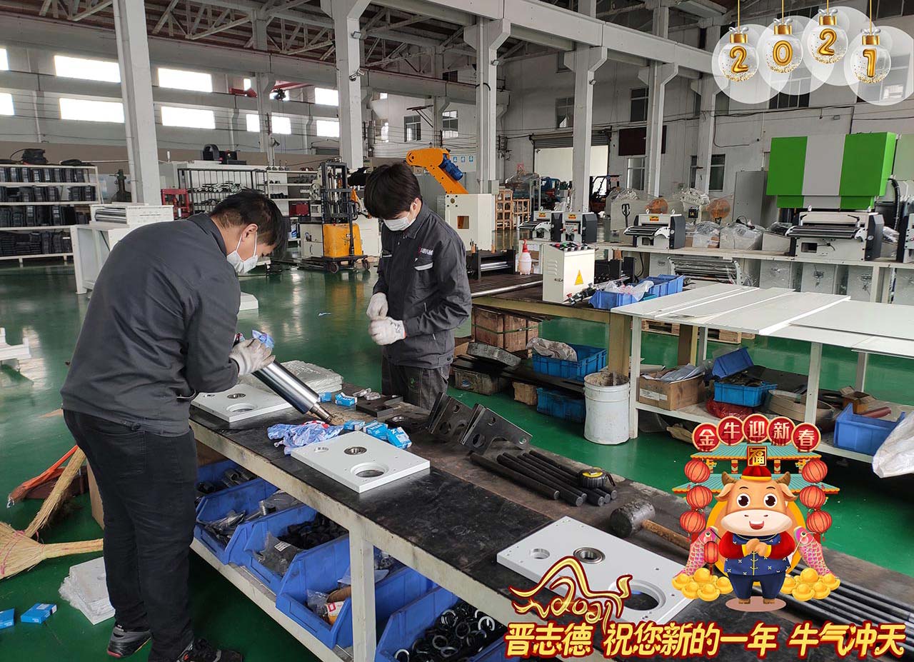 伺服送料機(jī)廠家新年祝福 伺服送料機(jī)廠家新年祝福