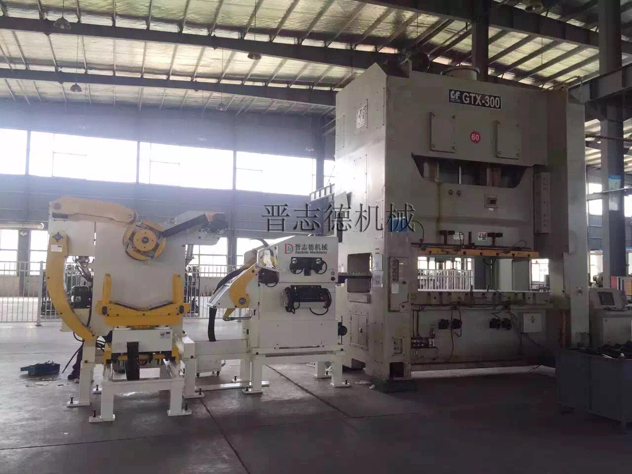 中板三合一送料機(jī),中板三合一送料機(jī)修理 中板三合一送料機(jī),中板三合一送料機(jī)修理