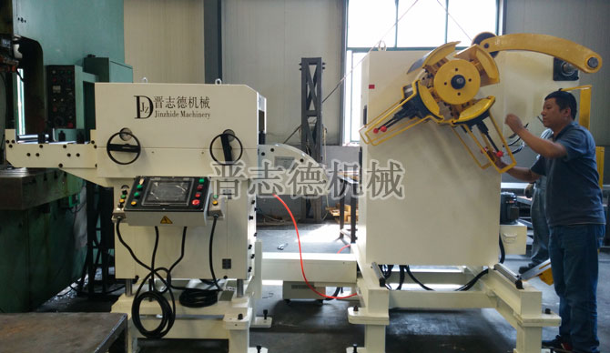 送料機(jī)安裝,送料機(jī)調(diào)試 送料機(jī)安裝,送料機(jī)調(diào)試