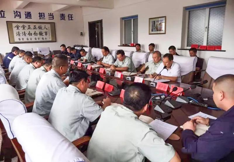 沖床送料機廠質(zhì)量月 沖床送料機廠質(zhì)量月