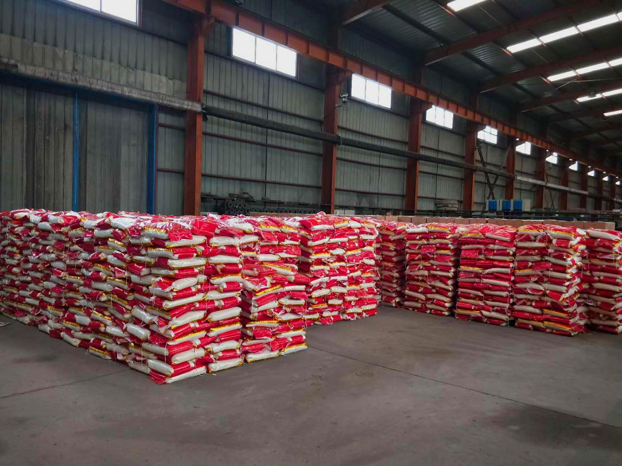 沖床送料機(jī)廠中秋福利 沖床送料機(jī)廠中秋福利