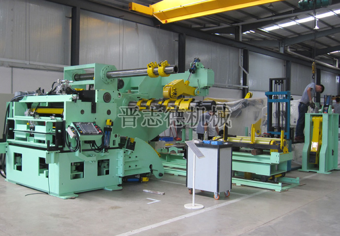 三合一送料機(jī)裝配過(guò)程 三合一送料機(jī)裝配過(guò)程