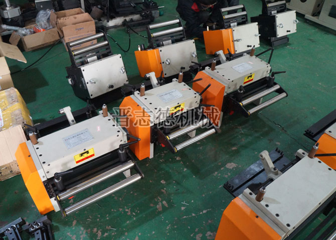 NC送料機(jī)裝配 NC送料機(jī)裝配