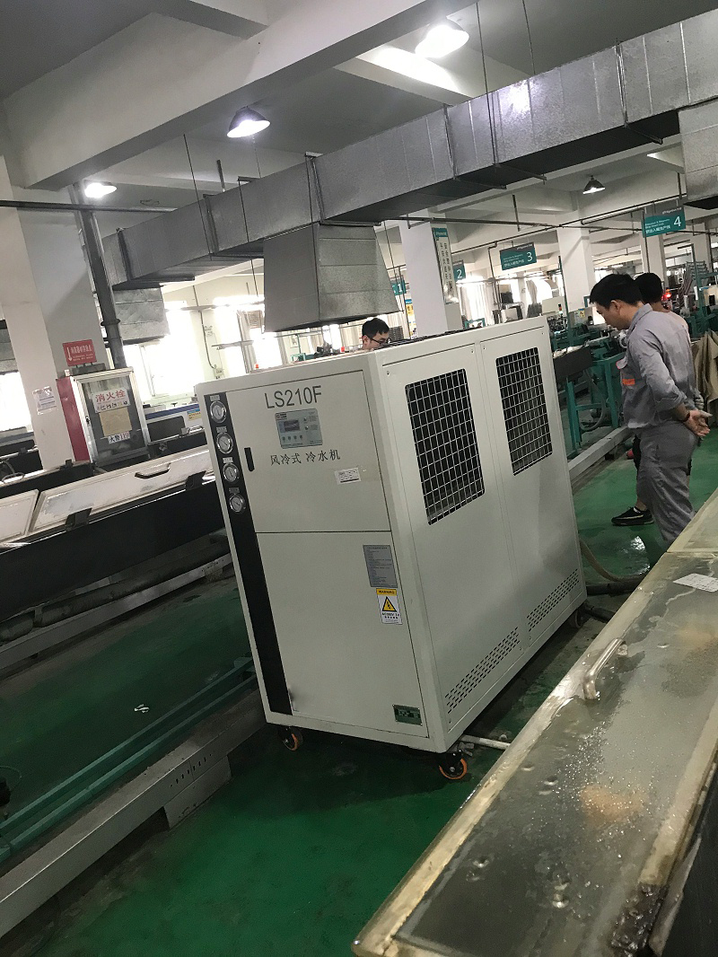 門封條擠出機(jī)冷水機(jī)